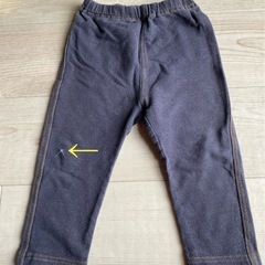 ユニクロベビー パンツ 8枚まとめ売り+おまけ1枚(小さな穴あり)の画像