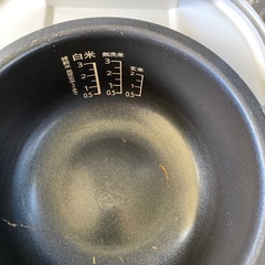 炊飯器（3号炊き）の画像