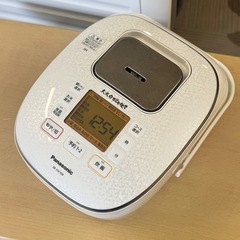 【美品‼️】パナソニック 2019年製 5.5合炊きIH炊飯器 炊飯ジャー 大火力おどり炊き スノーホワイト♪の画像