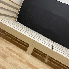 シングルベッドフレーム、マットレスセットの画像