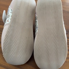 mamaraku キッズ　スニーカー　花柄　17.0cmの画像