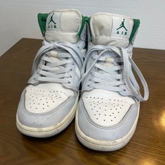 NIKE (ナイキ) AIR JORDAN1 MID エアジョーダン1 ミッドカットスニーカー グリーン US7.5 25.5の画像
