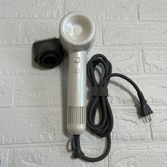 新品　ドライヤー 大風量 速乾マイナスイオンの画像