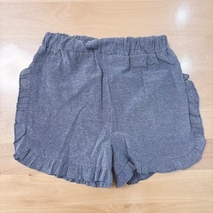 120cm ショートパンツ2枚セット　デニム風　花柄の画像