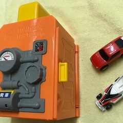 トミカ　組み立てマシン　他の物と一緒なら300円にの画像