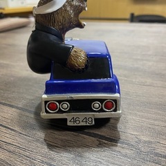 ハコスカ風　熊の置物の画像