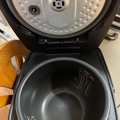 炊飯器の画像