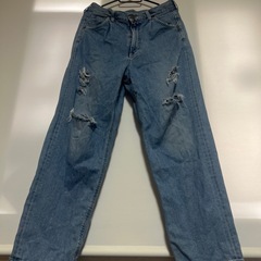 Leeダメージパンツの画像