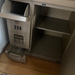 米櫃　
米びつの画像