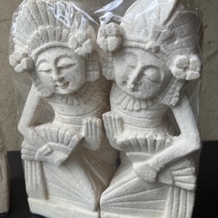 バリの踊り子の飾り　パラス石の画像