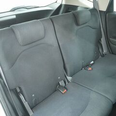 🚗✨【自社ローン専門店！オトロン岐阜店】大人気『ホンダ フィット　ハイブリッド 　スマートセレクション   』入荷🎉 審査のことならお任せください！まずはご相談だけでもOKです😊の画像