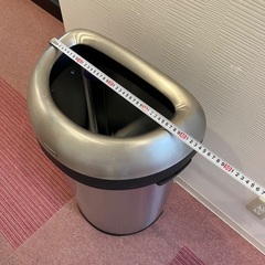 シンプルヒューマン　ゴミ箱の画像
