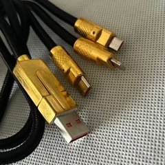 3in1 充電ケーブル マルチ USB-A to Type-C Lightning Micro USB 多機能スマホ充電ケーブルの画像