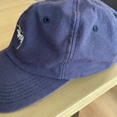 【最終値下げ】 stussy(ステューシー)キャップネイビー の画像