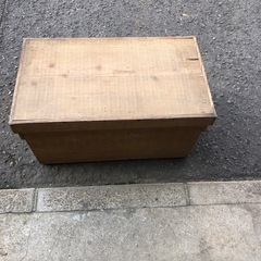 道具入れの木箱❣️昭和レトロ❣️サイズ:64X 35✖️35cm超お買い得品NO：3990の画像