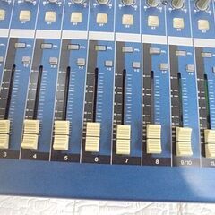 ジャンク 通電OK ヤマハ アナログミキサー MG16/4 MIXING CONSOLE ミキシングコンソール YAMAHA 札幌市 白石店の画像