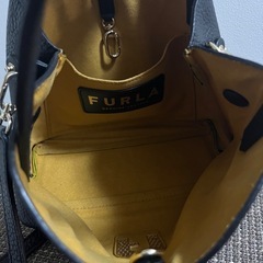 美品FURLA フルラ ショルダーバッグ プリムラ レザー ミニ オニキス×ネロの画像