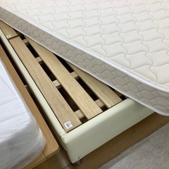 【ラパーク岸和田店】セミダブルベッド　FRANCE BED ホワイトの画像