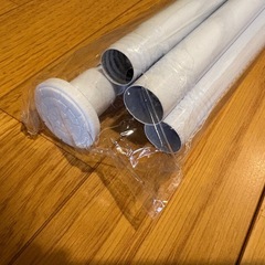 新品　穴あけ不要 長さ調整可能カーテンレールの画像
