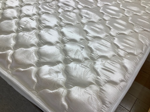 トレファク ラパーク岸和田店】シングルベッド コンセント・収納付