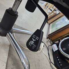 リサイクルショップどりーむ荒田店　No4839　デスクチェア　OAチェア　メッシュ　ブラック×ブラウン　アップダウンOKの画像