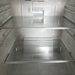 SHARP 冷蔵庫の画像