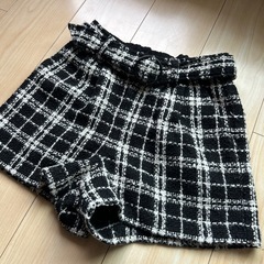 LIP SERVICE 冬用ショートパンツの画像