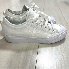 adidas アディダス NIZZA TREFOIL W スニーカー ホワイト　23㎝の画像