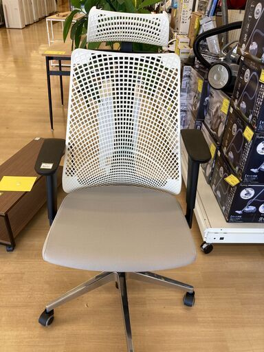 A-284★ジモティ割引あり★【リユースのサカイ野々市店】イトーキワークチェア　サリダYL9    W(幅)66cm×D(奥行き)66cm×H(高さ)113cm ※クリーニング済み