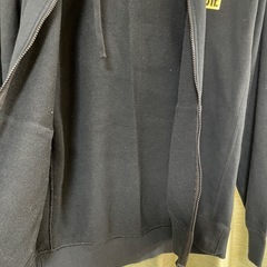 Nike フラッグデザイン ジップアップパーカー　国旗ゴールドロゴ　M  黒 パーカー ナイキ NIKE M ブラックの画像