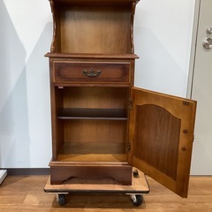 飾り棚 カリモク製　【町田市再生家具】　251895の画像