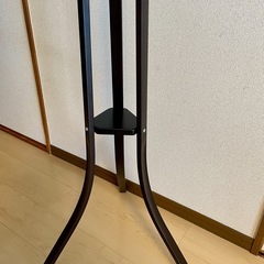 【10月中旬まで】黒いポールハンガー コートハンガー 洋服かけ 帽子かけの画像