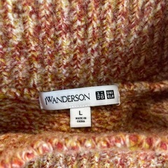 ユニクロ JW ANDERSON スフレヤーンモックネックセーター（長袖）の画像