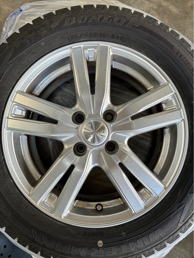 アルミホイール、タイヤ