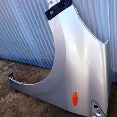 中古パーツ　ダイハツ　ミラＬ275Ｓ 左フェンダー　カラー№Ｓ28 の画像