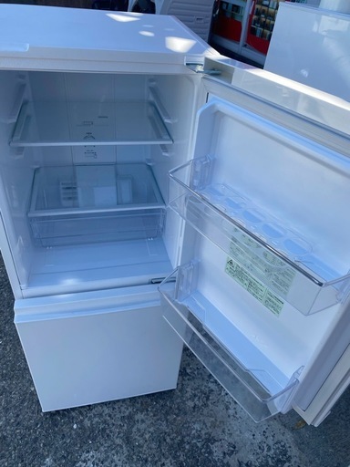 NO B552?福岡市内配送設置無料✨?AQR-13E8 126L 2ドア 冷凍冷蔵庫 ホワイト　2022年