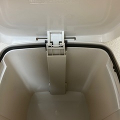 美品✨ ニトリ ペダルペール 2段 ゴミ箱 ダストボックス 縦型の画像