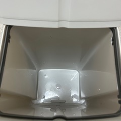美品✨ ニトリ ペダルペール 2段 ゴミ箱 ダストボックス 縦型の画像