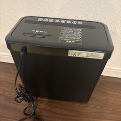 アイリスオーヤマ シュレッダー
の画像