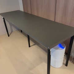 IKEA 　長いテーブル　グレーの画像