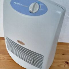【B301】Abitelax　セラミックヒーター　動作確認OK　の画像