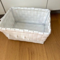 収納カゴ３つまとめての画像