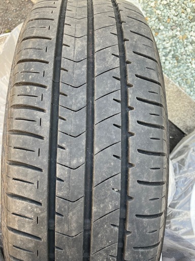 日産セレナ　純正ホイール・タイヤ4本セット