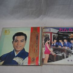 [1558] 昭和レトロ曲 レコード 11枚まとめて ジャンク品の画像