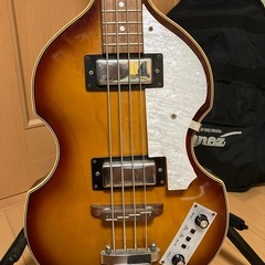 ヴァイオリンベースの画像