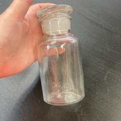 ガラス瓶の画像