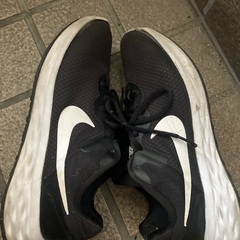 NIKEスニーカー２４.５　難ありの画像
