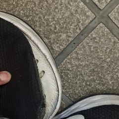 NIKEスニーカー２４.５　難ありの画像