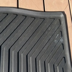 新型ヴェゼル　ラゲッジマットの画像