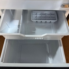 I3007   Hisense ハイセンス　135L ガラストップ　2ドア冷蔵庫　2024年 I3007 Hisense ハイセンス 135L ガラストップ 2ドア冷蔵庫 2024年